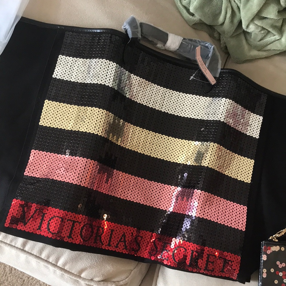 NWT Victoria’s Secret Sequin Tote and Wristlet
